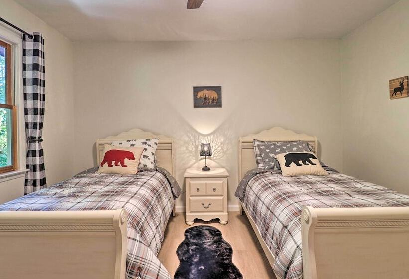 Weaverville Home W/ Wraparound Deck & Fire Pit!