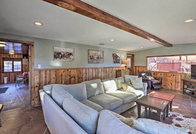 Wildmanor Ranch Near Red Rocks W/ Hot Tub!