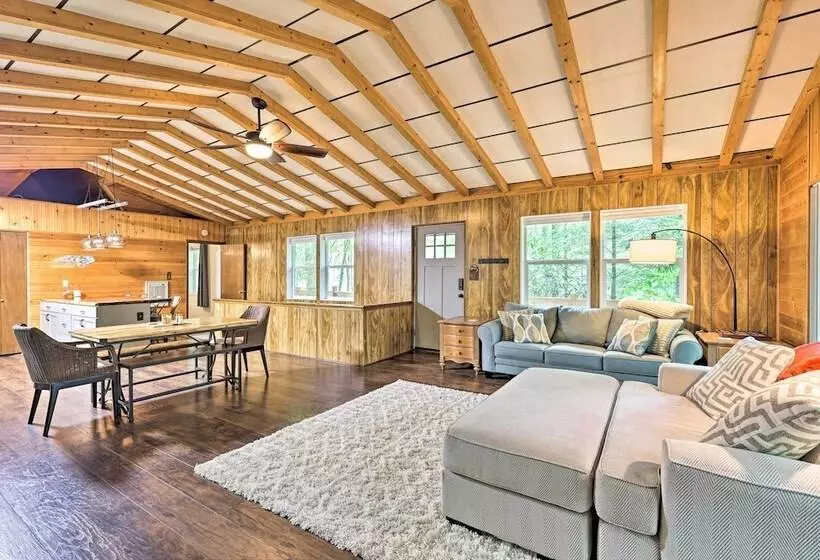 4 Season Family Retreat ~ 2 Mi To Ski Resort!