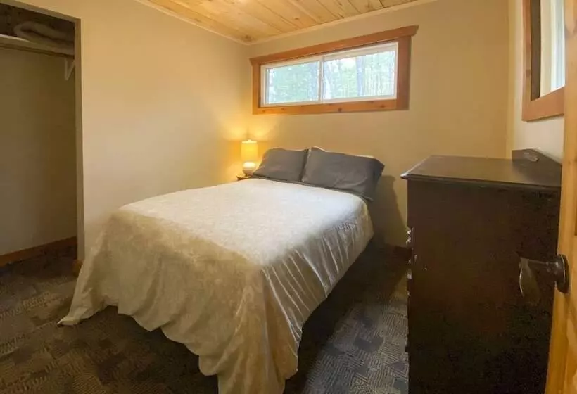 Burns Lake Cabin W/ Dock, Fire Pit, Rowboat & More