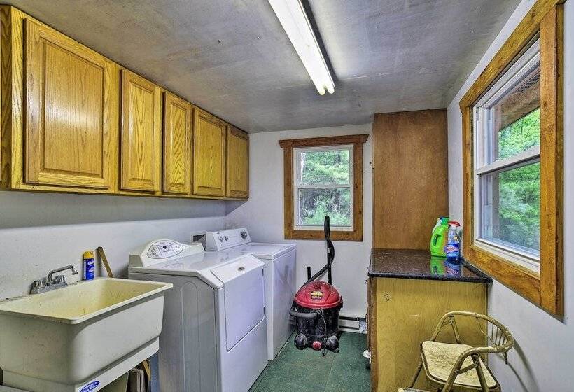 Burns Lake Cabin W/ Dock, Fire Pit, Rowboat & More