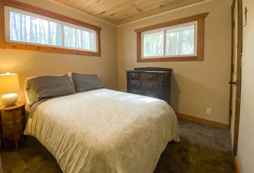 Burns Lake Cabin W/ Dock, Fire Pit, Rowboat & More