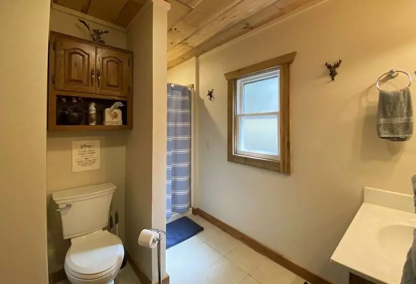 Burns Lake Cabin W/ Dock, Fire Pit, Rowboat & More