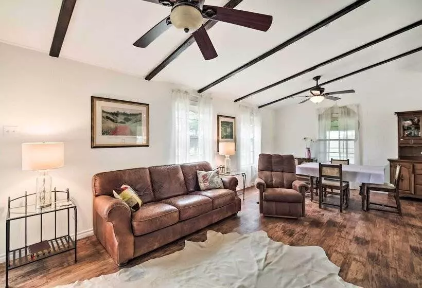 On Scenic 60 Acre Farm: Carmine Cottage W/ Porch