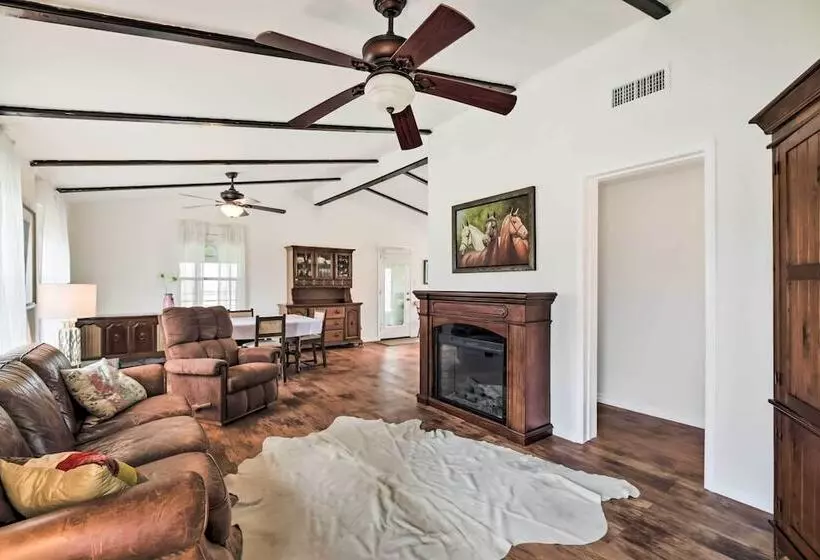 On Scenic 60 Acre Farm: Carmine Cottage W/ Porch