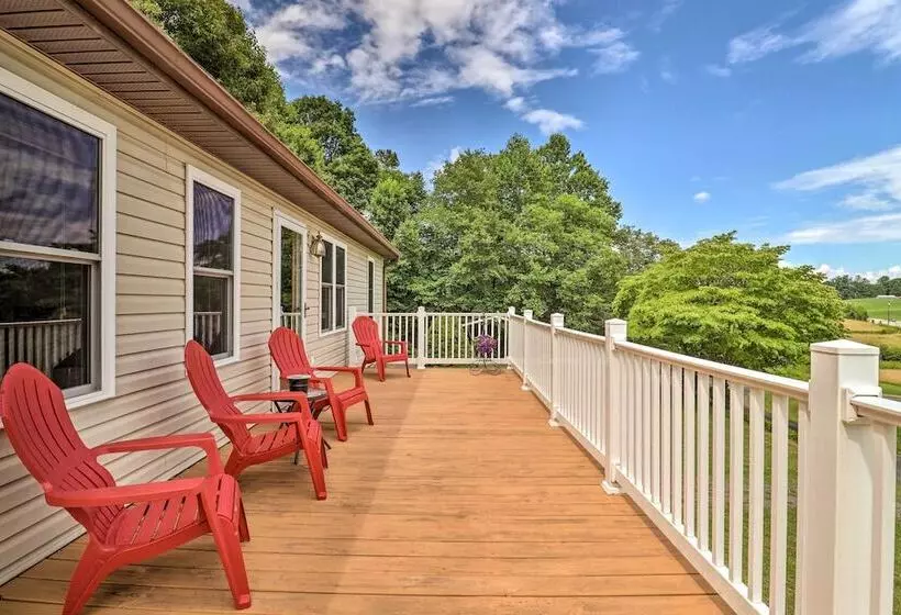 Charming Mills River Home W/ Porch & Yard!
