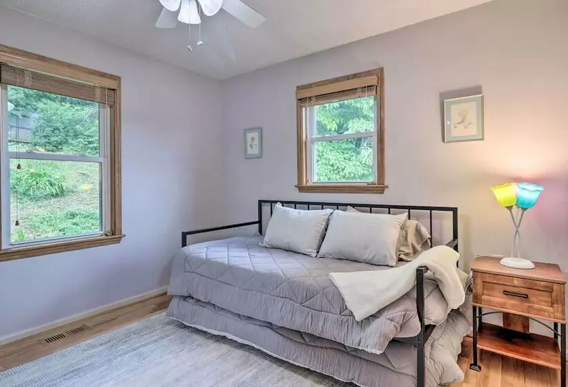 Charming Mills River Home W/ Porch & Yard!