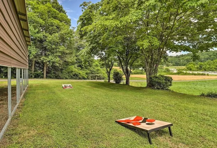 Charming Mills River Home W/ Porch & Yard!