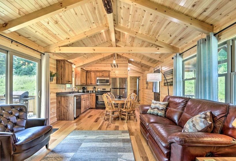 Clover Cabin W/ Hot Tub+deck In Hocking Hills!
