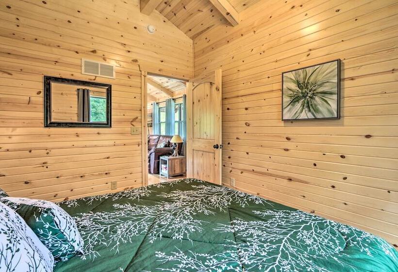 Clover Cabin W/ Hot Tub+deck In Hocking Hills!