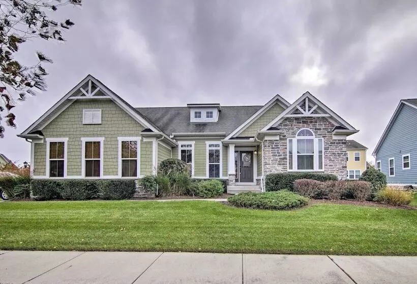 Great For Groups: Bayside Resort Home Near Fenwick