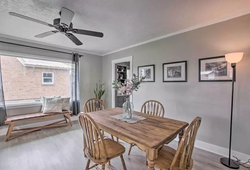 Convenient Preston Retreat W/ Private Yard!