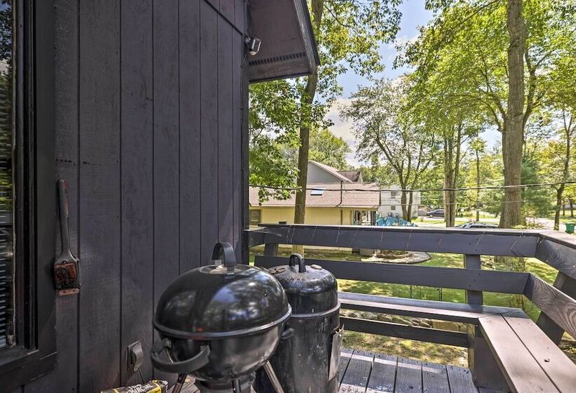 Pocono Summit Getaway W/ Game Room: Walk To Lake!