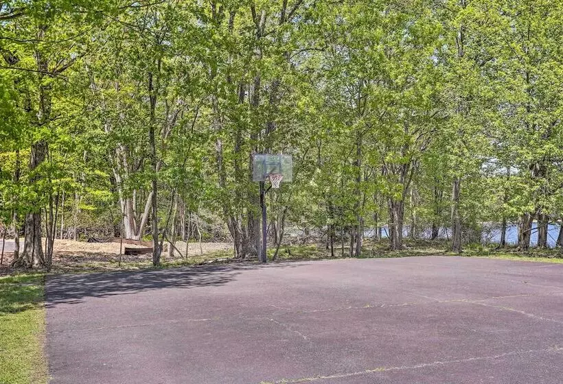 Pocono Summit Getaway W/ Game Room: Walk To Lake!