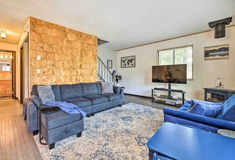 Pocono Summit Getaway W/ Game Room: Walk To Lake!