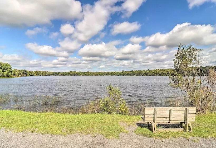 Pocono Summit Getaway W/ Game Room: Walk To Lake!