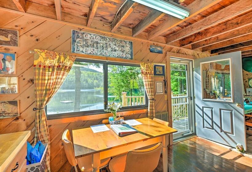 Dreamy Bucksport Hideaway On Freshwater Pond!