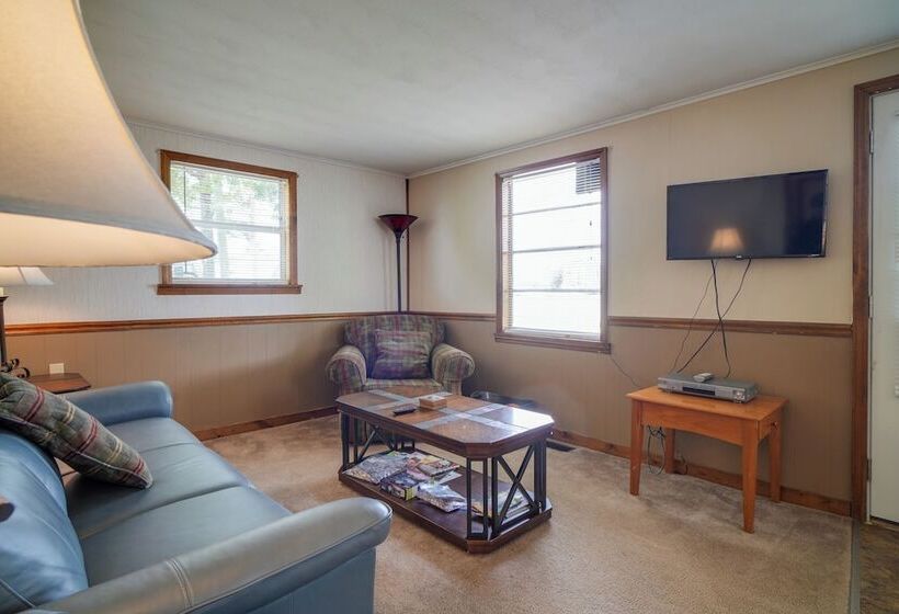 Lakefront Cabin In Dandridge W/ Fire Pit & Grill!