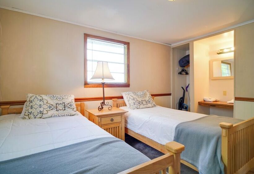 Lakefront Cabin In Dandridge W/ Fire Pit & Grill!