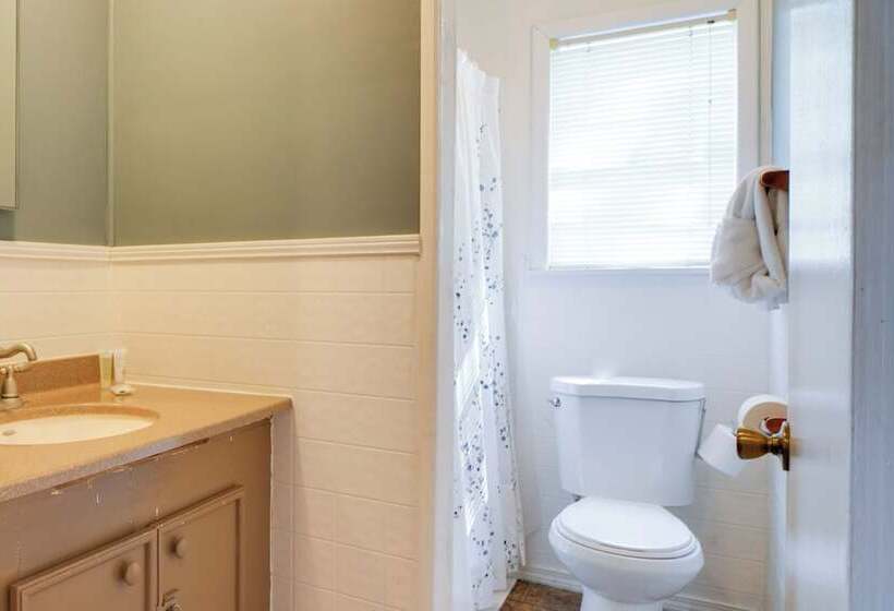 Lakefront Cabin In Dandridge W/ Fire Pit & Grill!