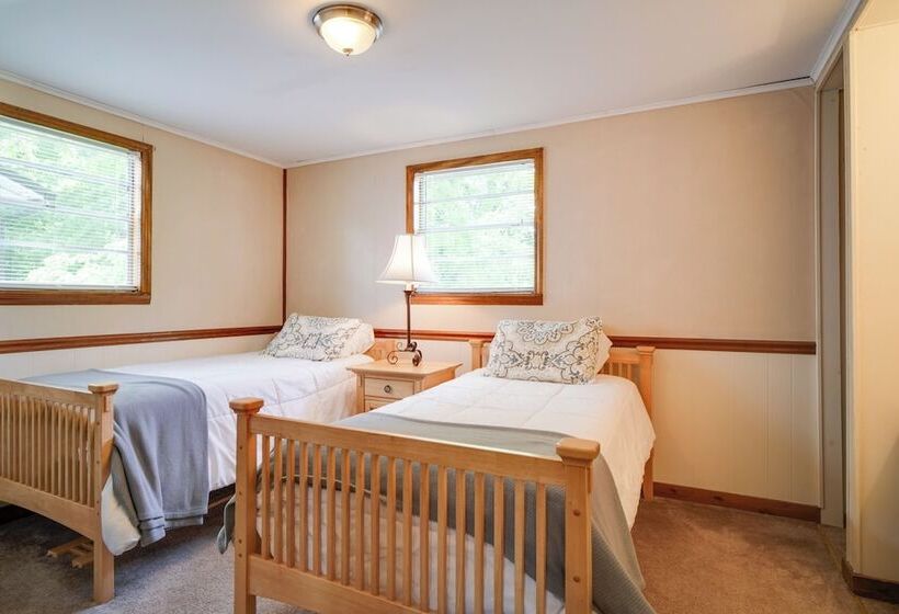 Lakefront Cabin In Dandridge W/ Fire Pit & Grill!