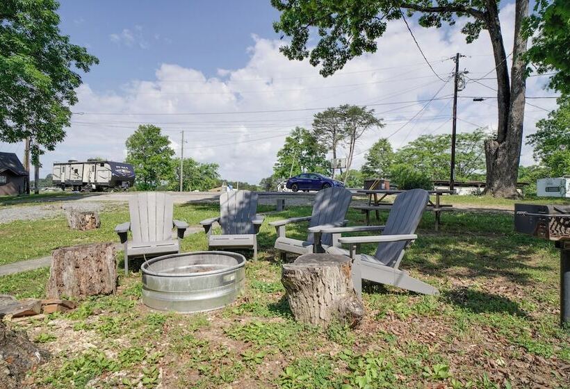 Lakefront Cabin In Dandridge W/ Fire Pit & Grill!