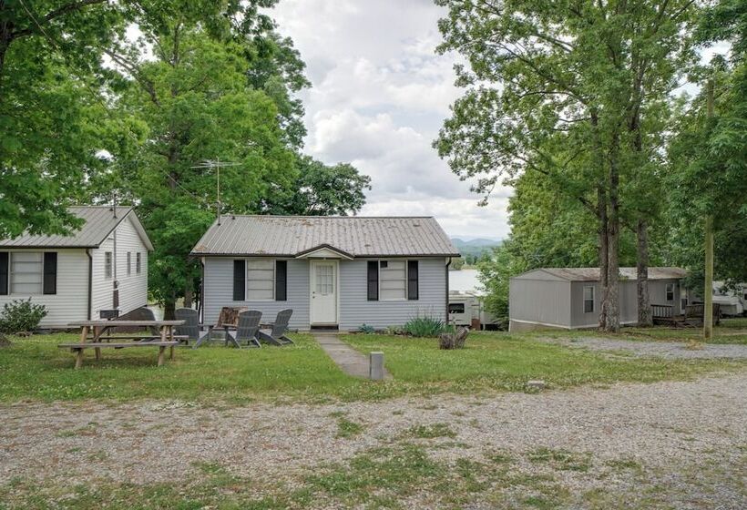 Lakefront Cabin In Dandridge W/ Fire Pit & Grill!
