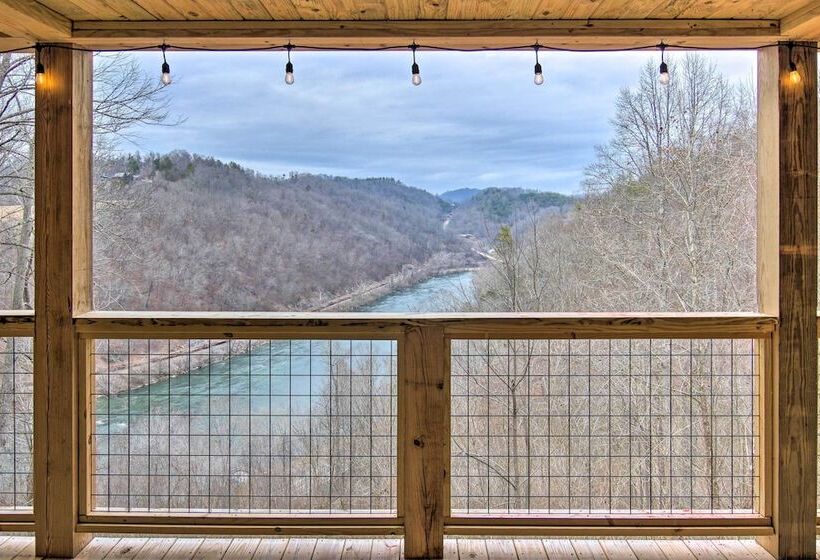 Marshall Home W/ Mountain View, 5 Mi To Downtown!