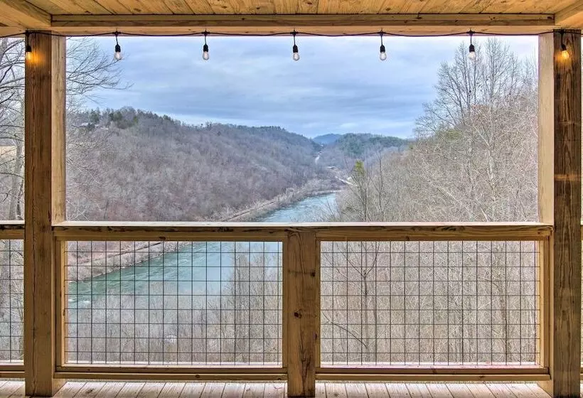 Marshall Home W/ Mountain View, 5 Mi To Downtown!