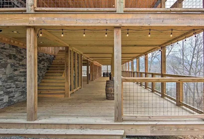 Marshall Home W/ Mountain View, 5 Mi To Downtown!