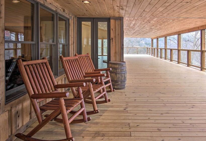 Marshall Home W/ Mountain View, 5 Mi To Downtown!