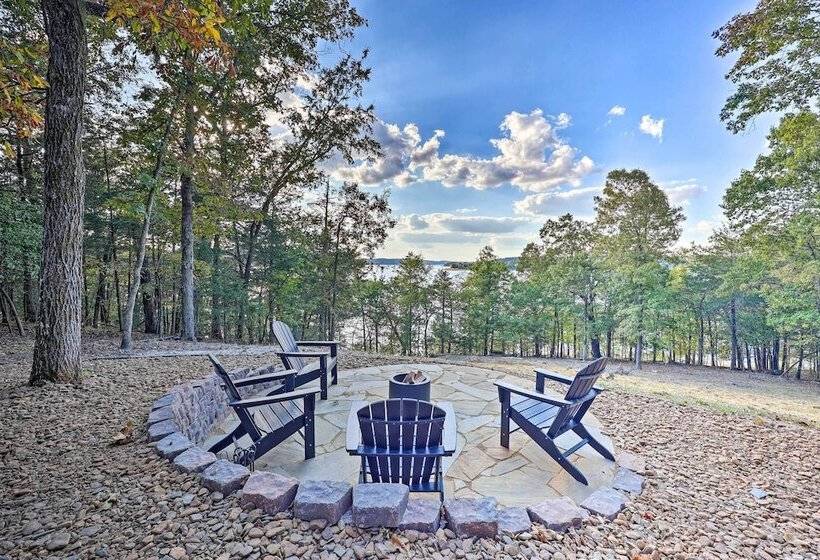 Foxtail Cabin Retreat: Steps To Beaver Lake!