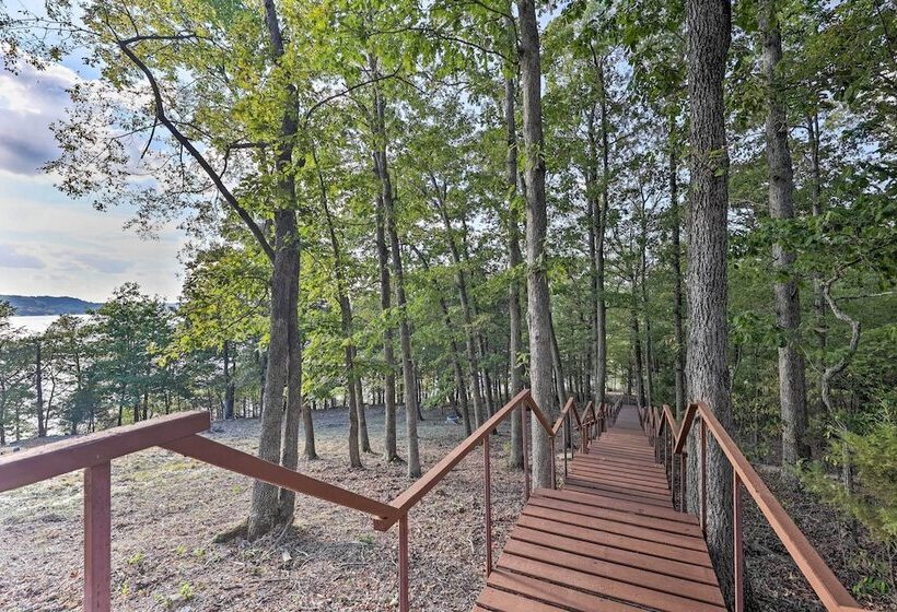 Foxtail Cabin Retreat: Steps To Beaver Lake!