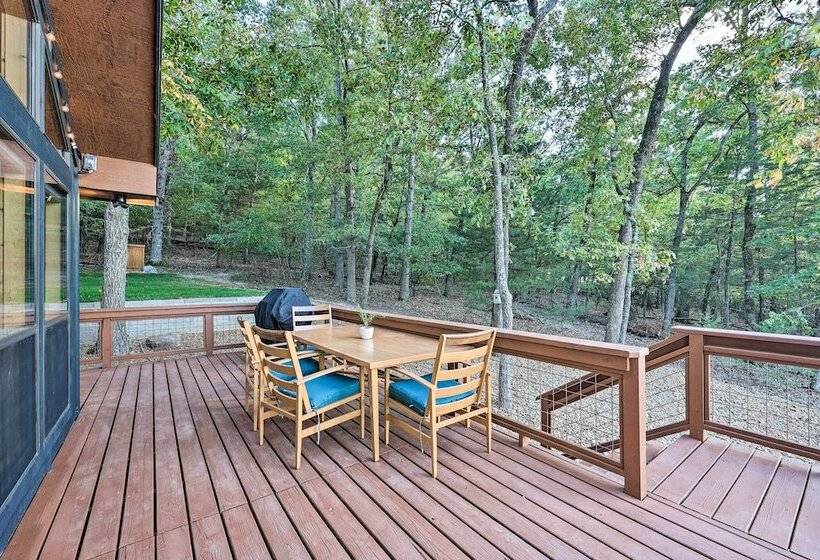 Foxtail Cabin Retreat: Steps To Beaver Lake!