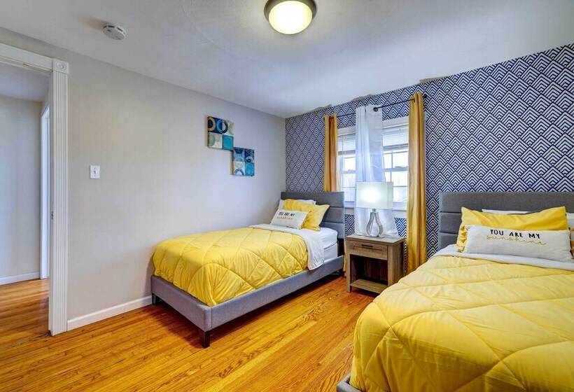 4 Mi To Gouldsboro State Park: Poconos Getaway