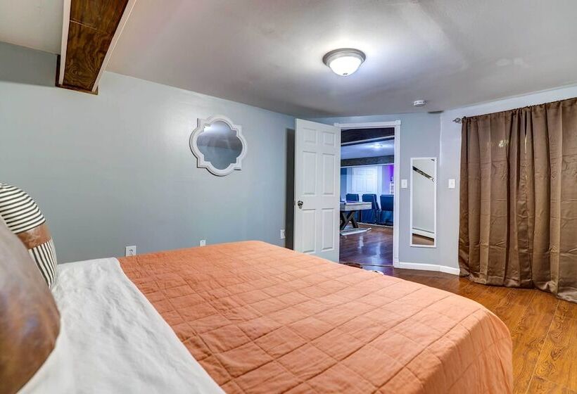 4 Mi To Gouldsboro State Park: Poconos Getaway