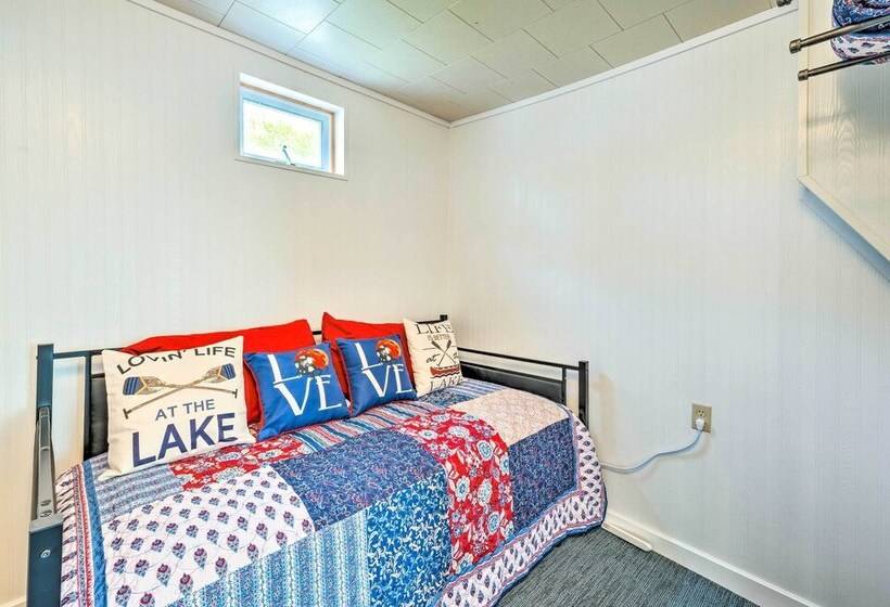 Historic Cabin Retreat: Steps To Okoboji Lake