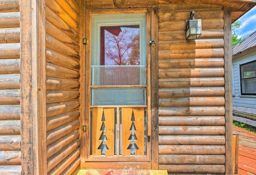 Historic Cabin Retreat: Steps To Okoboji Lake