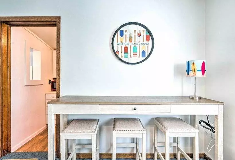 Historic Cabin Retreat: Steps To Okoboji Lake