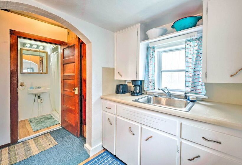 Historic Cabin Retreat: Steps To Okoboji Lake