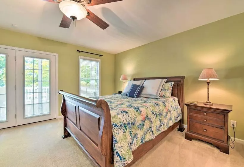 Lake Norman Retreat W/ Dock ~ 1 Mi To Marina!