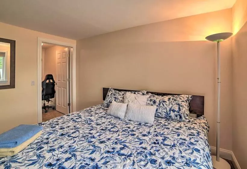 Lakefront Alton Bay Retreat W/ Dock Near Beaches!