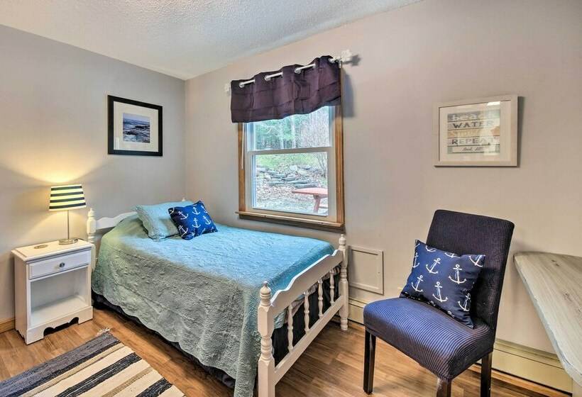 Lakefront Escape: Boat Dock, Grill, Fire Pit!