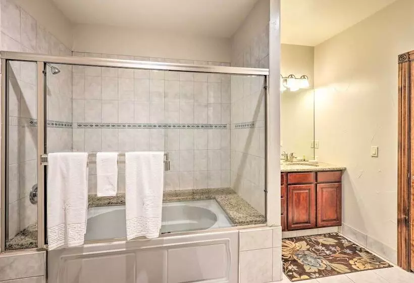 10 Mi To Barr Lake State Park: Home W/ Mtn Views