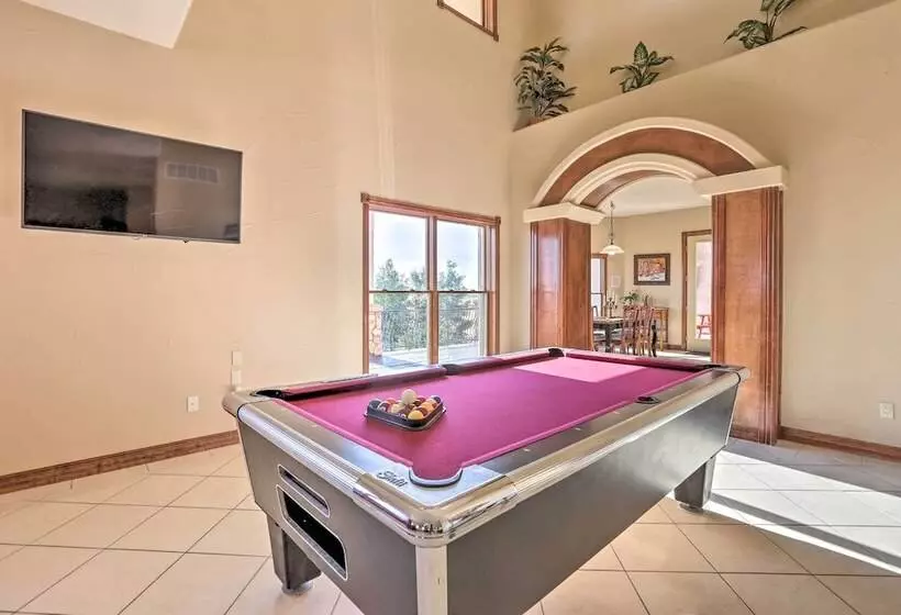 10 Mi To Barr Lake State Park: Home W/ Mtn Views