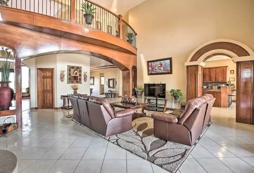 10 Mi To Barr Lake State Park: Home W/ Mtn Views