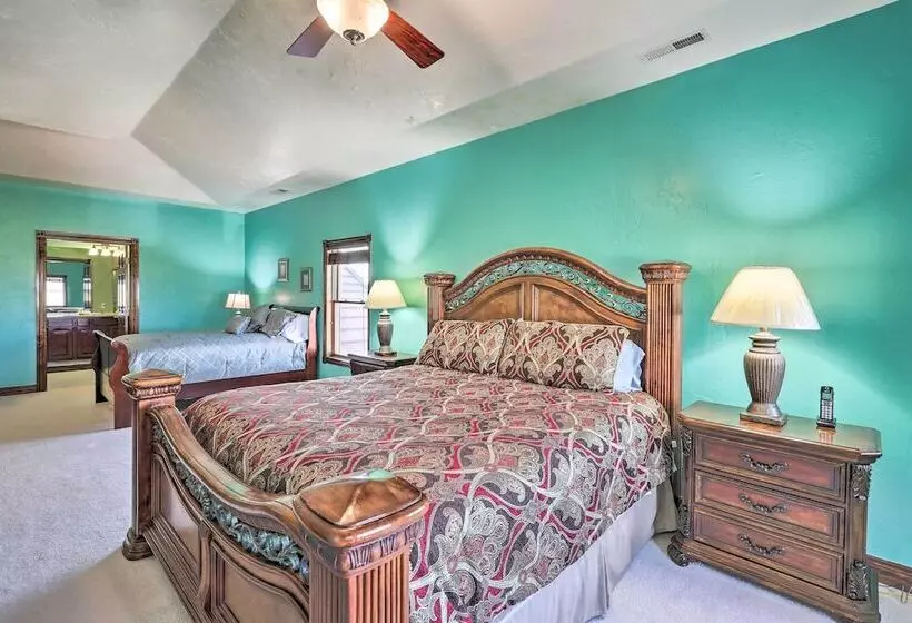 10 Mi To Barr Lake State Park: Home W/ Mtn Views