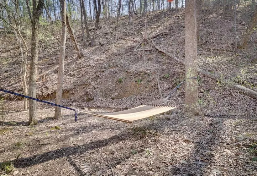 Mcgaheysville Vacation Rental: Yard & Fire Pit!