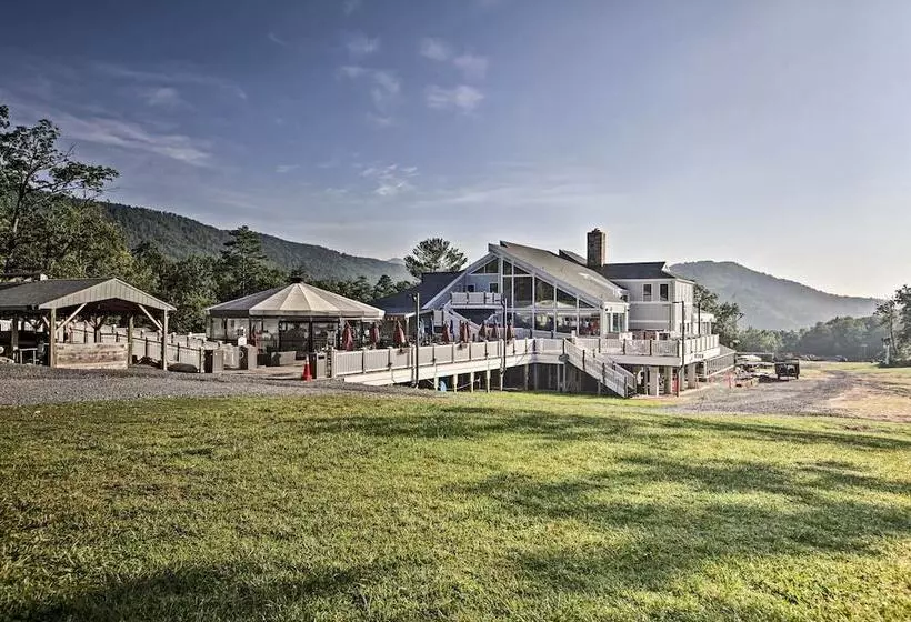 Mcgaheysville Vacation Rental: Yard & Fire Pit!