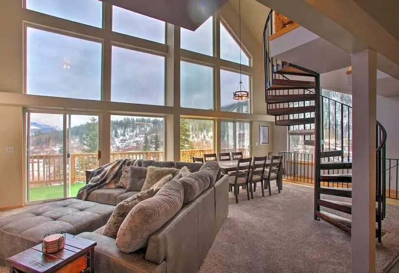 Mountain View Home: Perfect For Big Families!